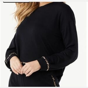Sofia Vergara long sleeve Top Sweater Size Medium Black Color